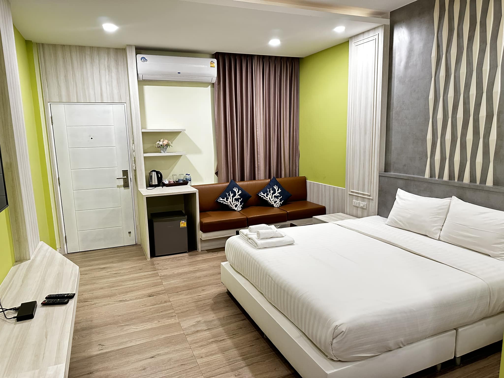 2M Place Apartment