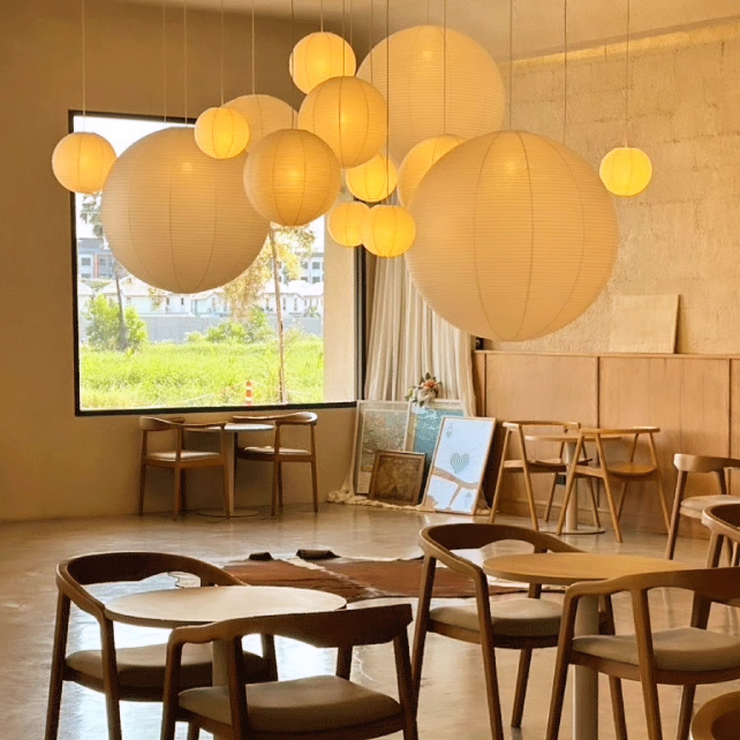 T COMMA Café